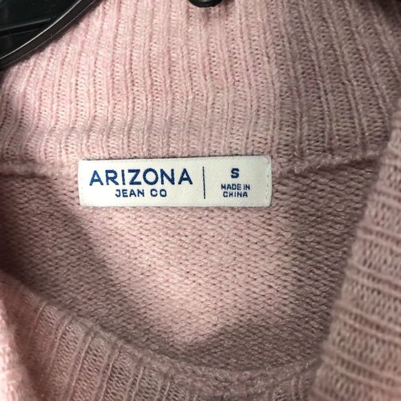 Arizona Jean Co. Cropped Sweater - Picture 4 of 8